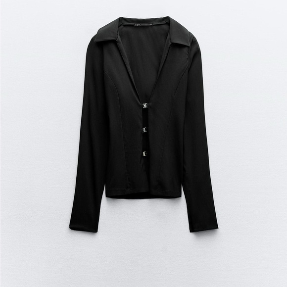 TAILORED SHIRT
S | BLACK
REF. 3152/004 - Picture 2 of 3